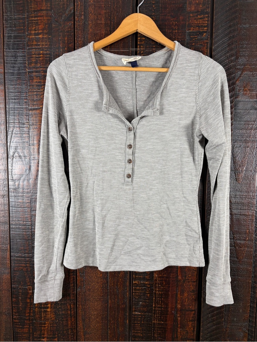 Universal Thread Gray Ribbed Henley Long-Sleeve Top